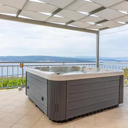 Francoise * Crikvenica