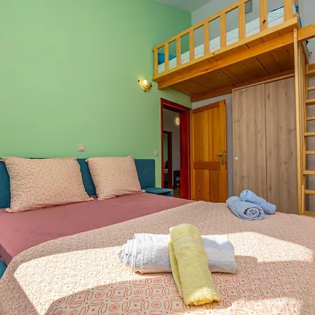 Francoise Crikvenica